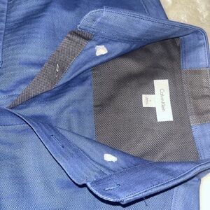Calvin Klein men’s Blue Dress Shirt size small